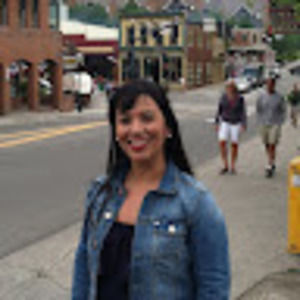 Meet your Posher, Roxane